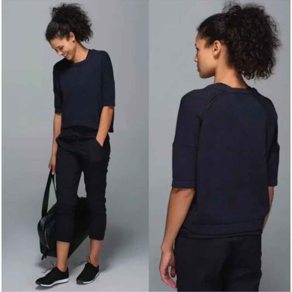 Lululemon Bhakti Reality Short Sleeve Sweater Size 8‎ Navy